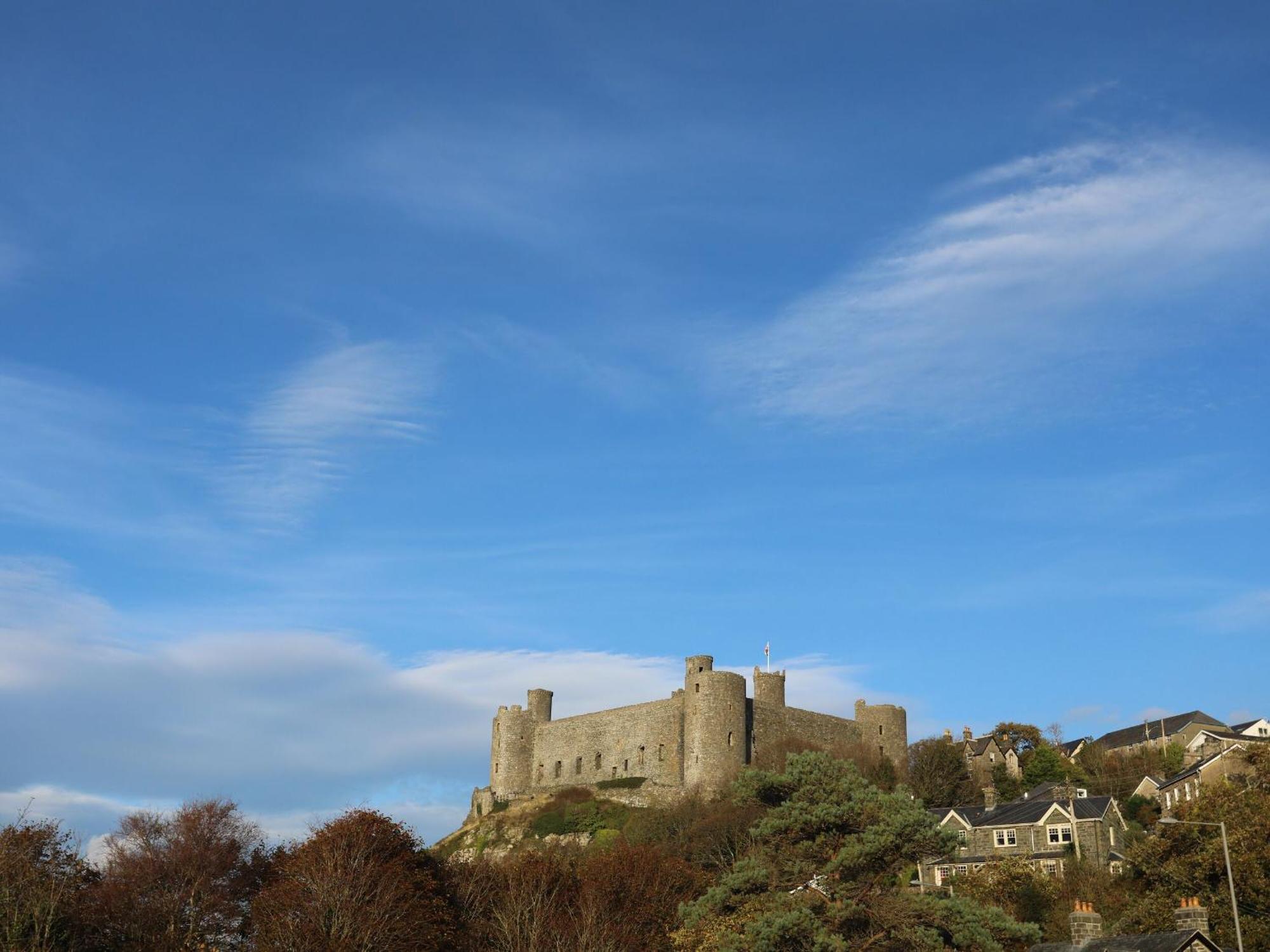Harlech Apartments - Efnisien Exteriér fotografie