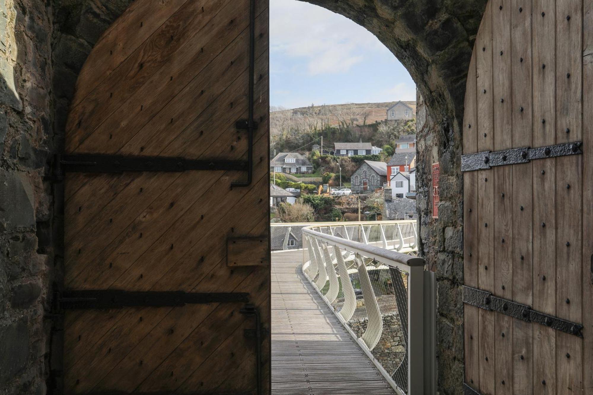 Harlech Apartments - Efnisien Exteriér fotografie