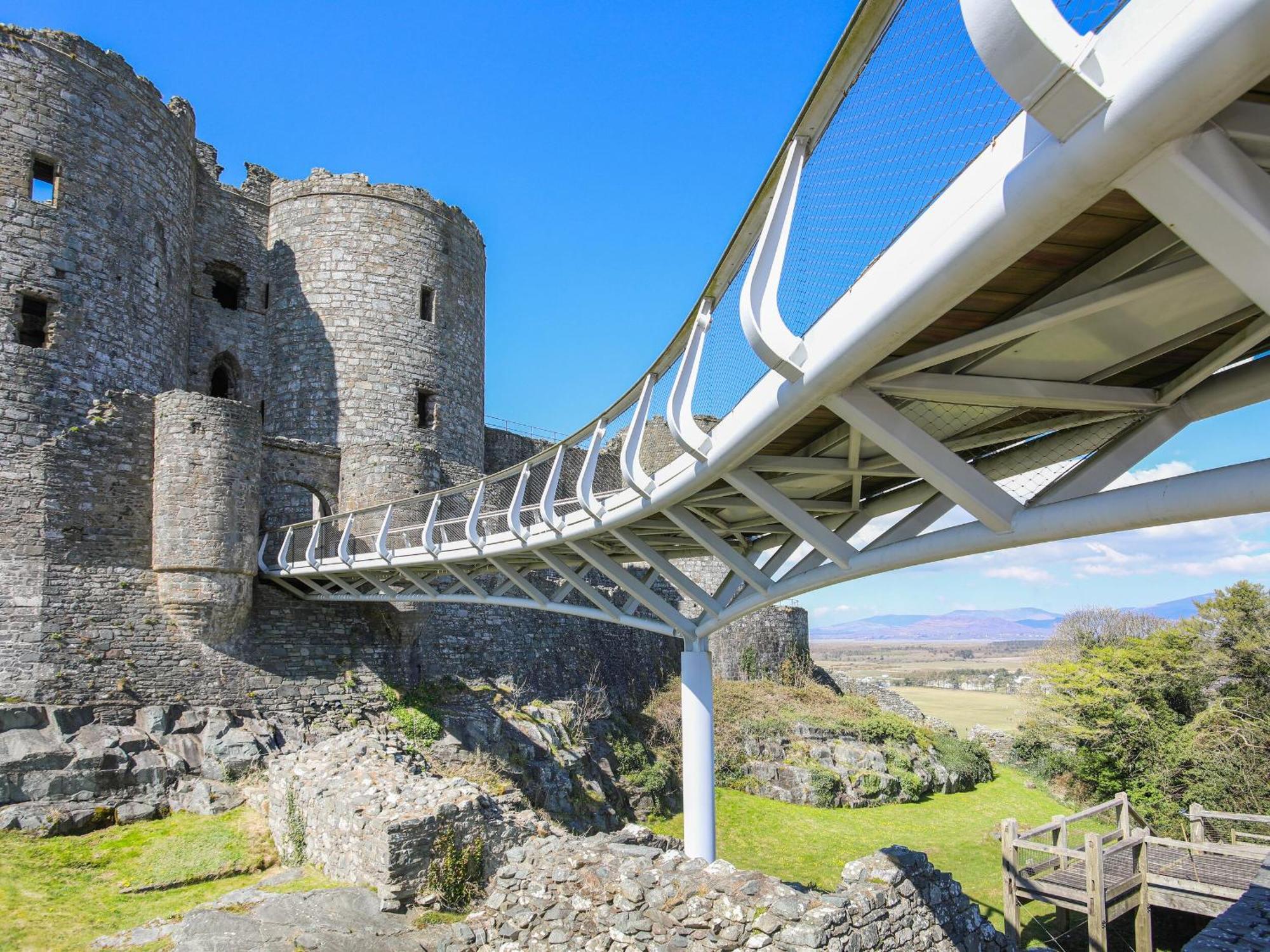 Harlech Apartments - Efnisien Exteriér fotografie