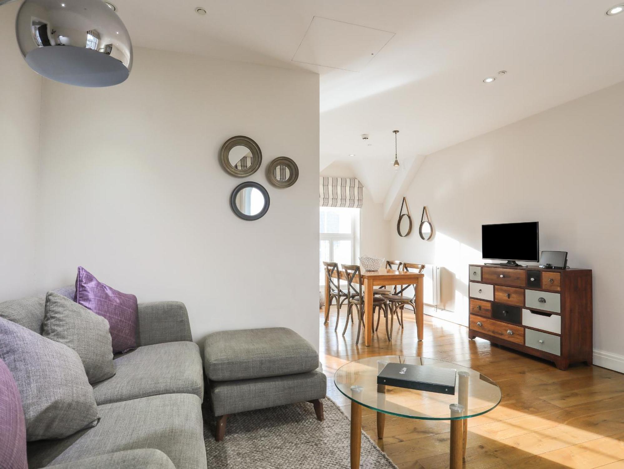 Harlech Apartments - Efnisien Exteriér fotografie
